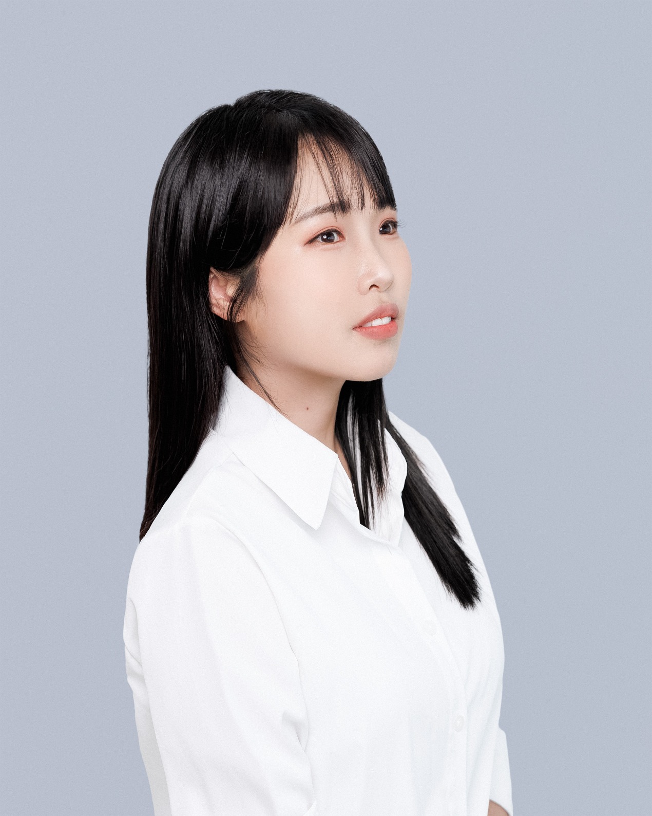 Author Lee Kkock-nim